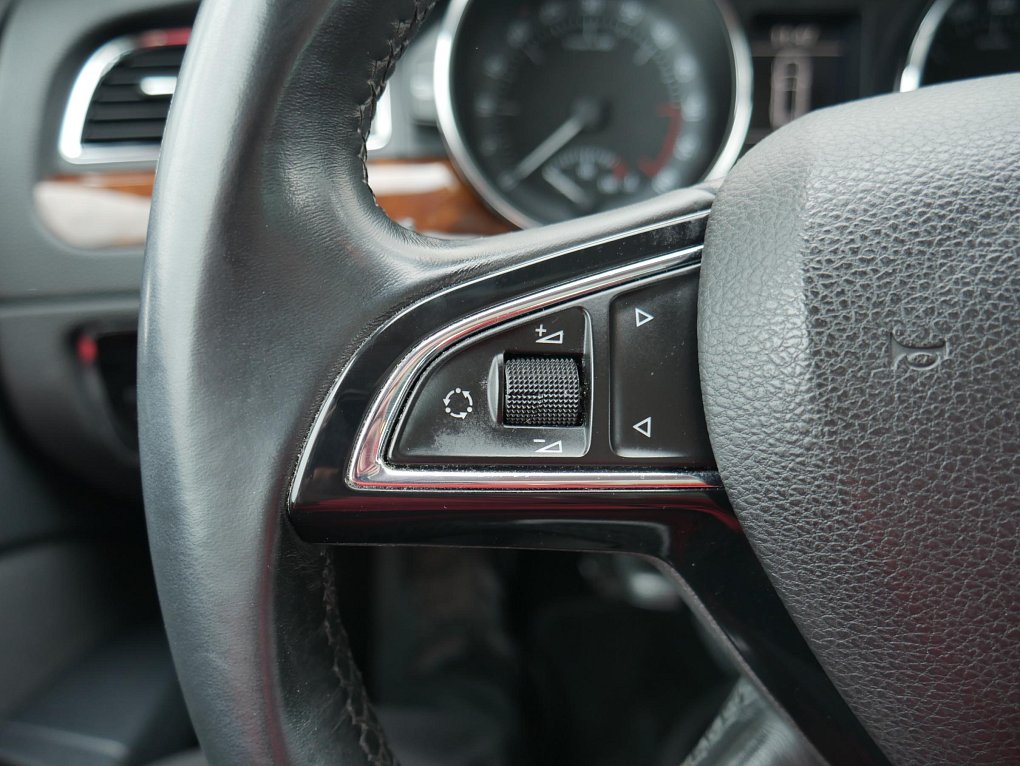 Škoda Superb II 2.0 TDi Elegance