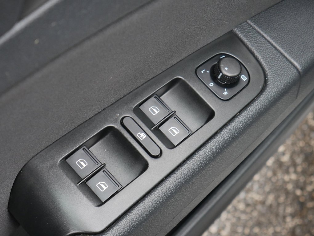 Škoda Superb II 2.0 TDi Elegance