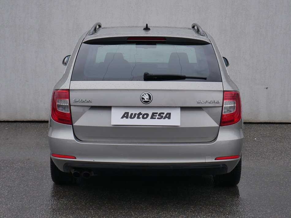 Škoda Superb II 2.0 TDi Elegance