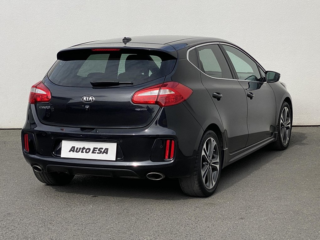 Kia Ceed 1.6 CRDi GT Line