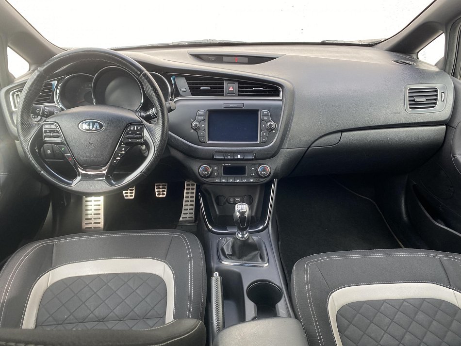 Kia Ceed 1.6 CRDi GT Line