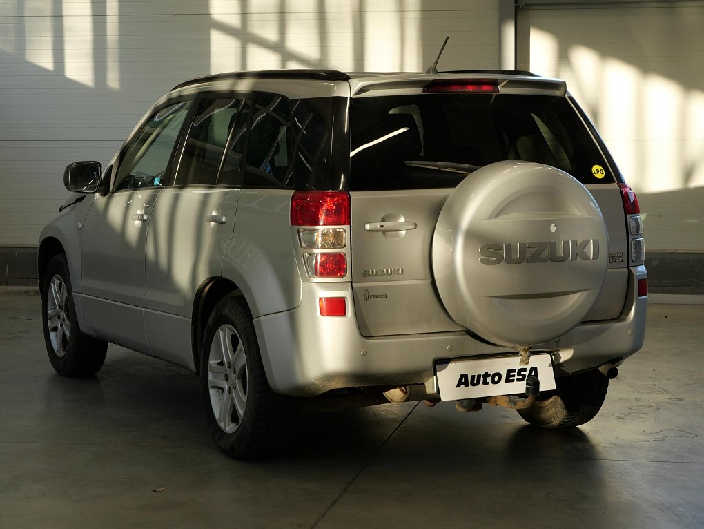 Suzuki Grand Vitara 2.0i  4x4