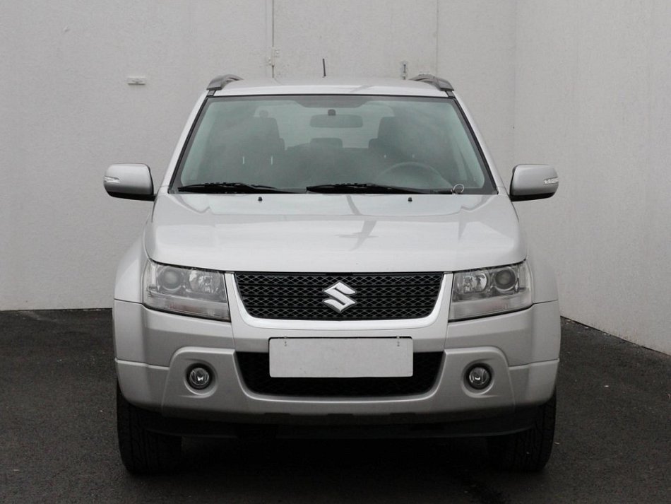 Suzuki Grand Vitara 2.0i 