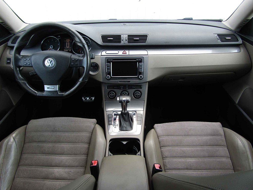 Volkswagen Passat 3.2i VR6  4x4