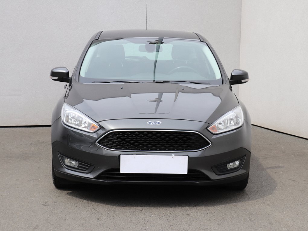 Ford Focus 1.5EB Titanium