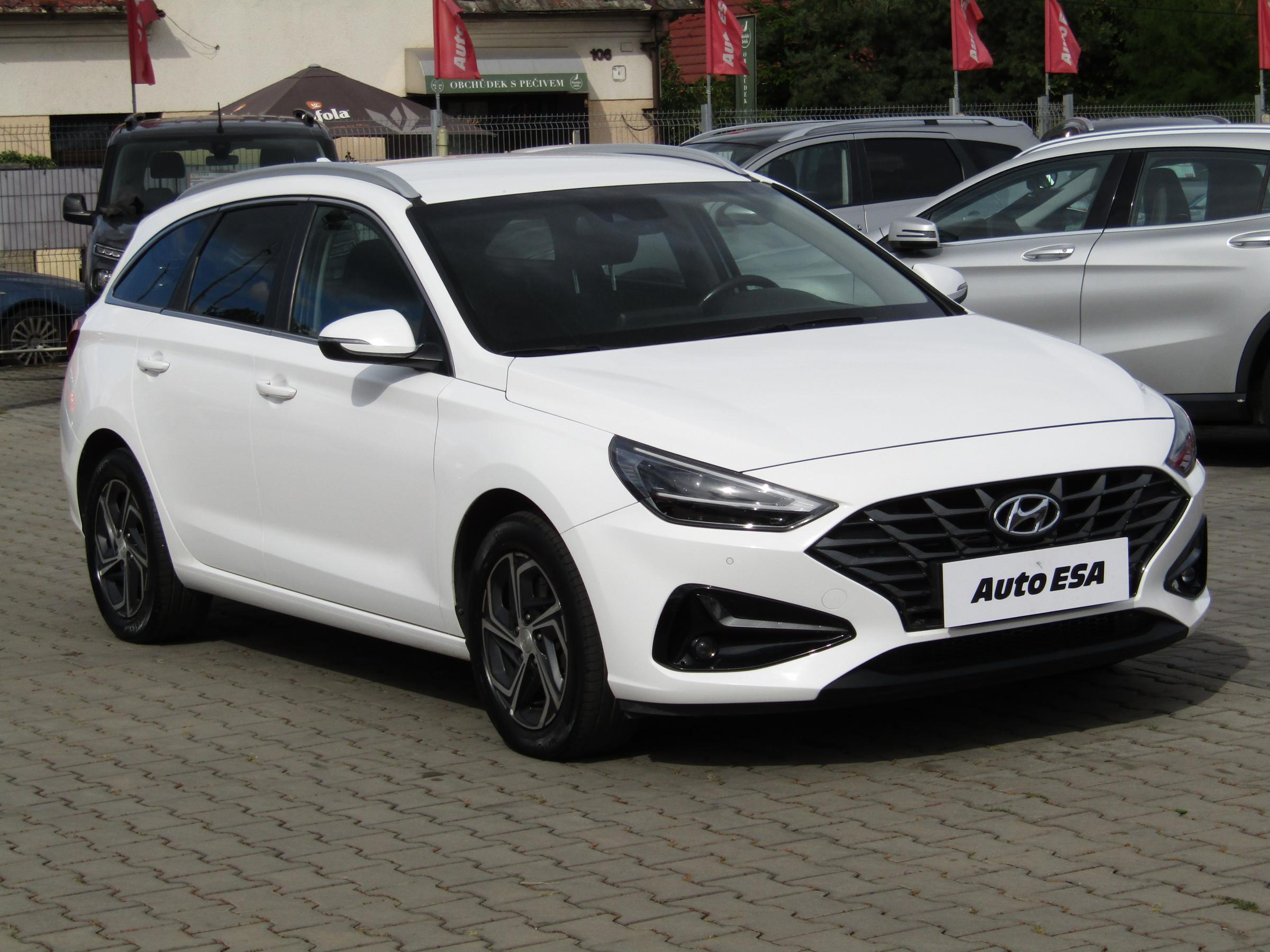 Hyundai i30, 2021