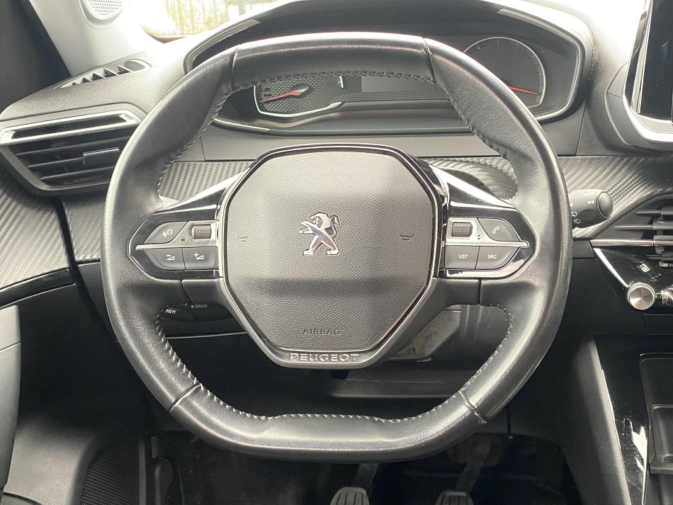 Peugeot 2008 1.2 PT Active