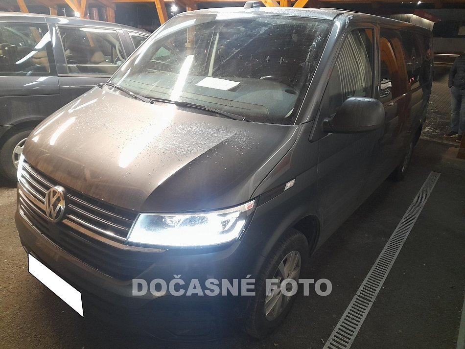 Volkswagen Transporter 2.0TDi  L2 9míst
