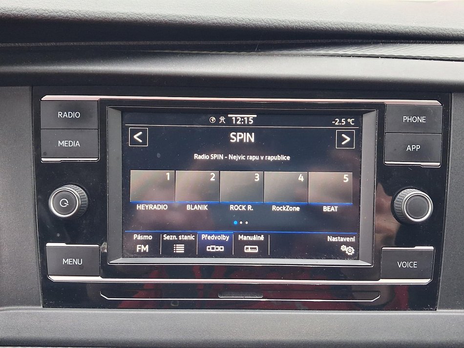 Volkswagen Transporter 2.0TDi  L2 9míst