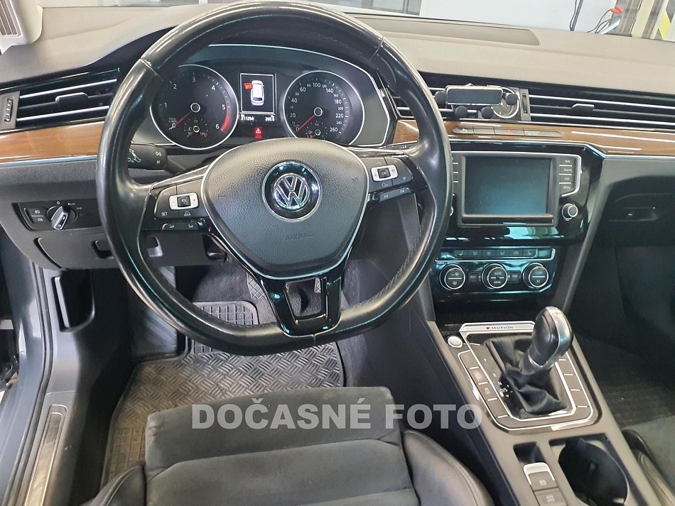 Volkswagen Passat 2.0 TDi Highline