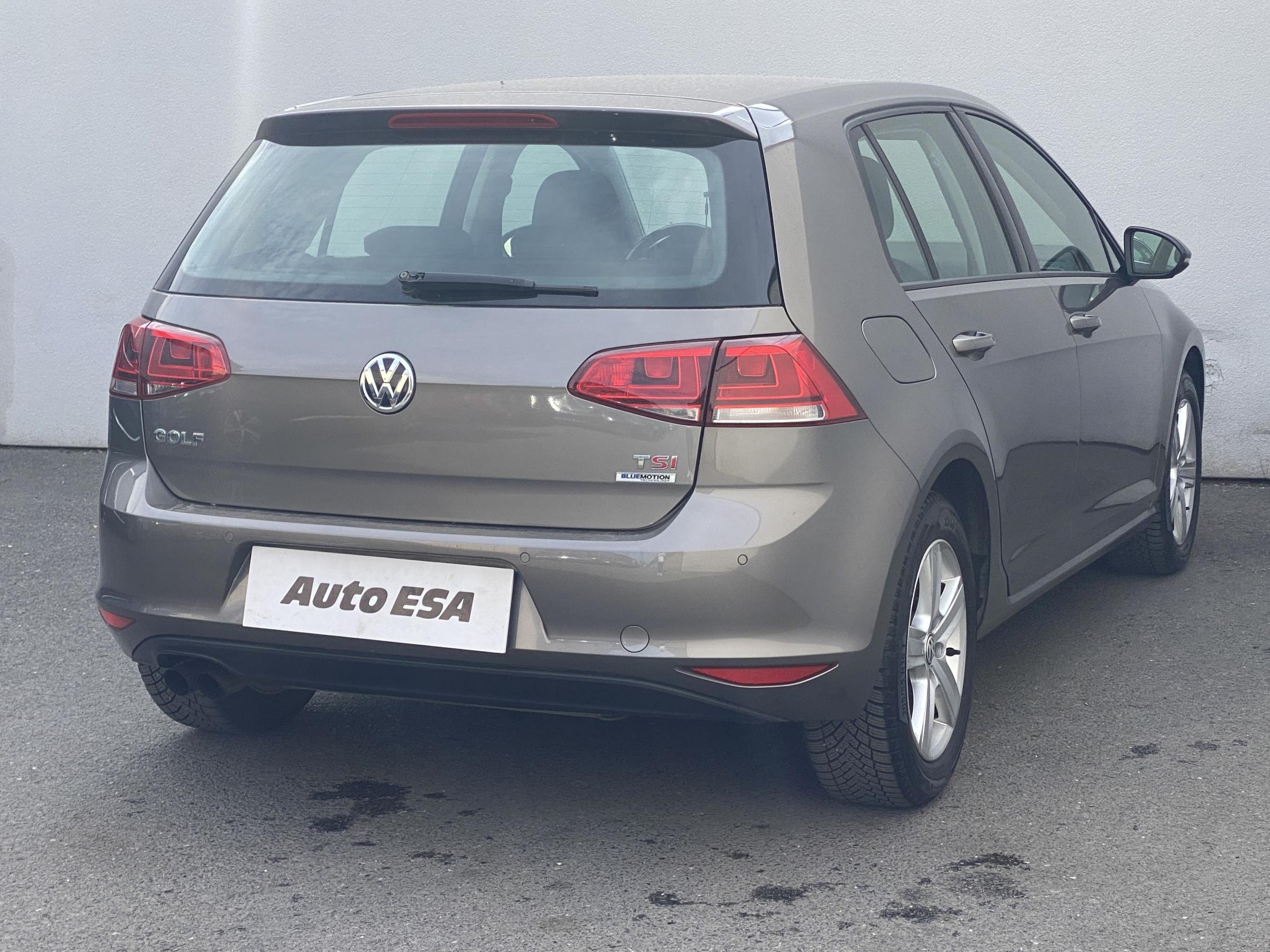 Volkswagen Golf, 2015 - pohled č. 4