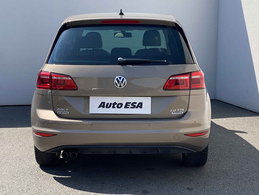 Volkswagen Sportsvan 2.0 TDi Highline