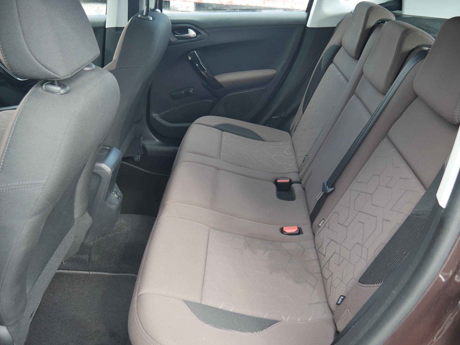 Peugeot 2008 1.6i  LPG