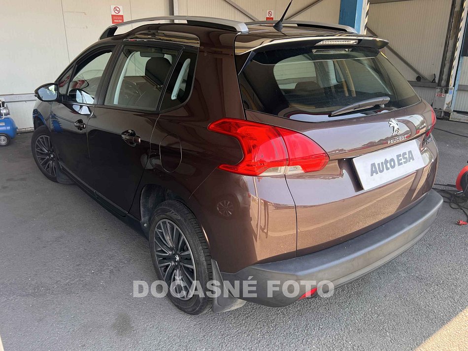 Peugeot 2008 1.6i 