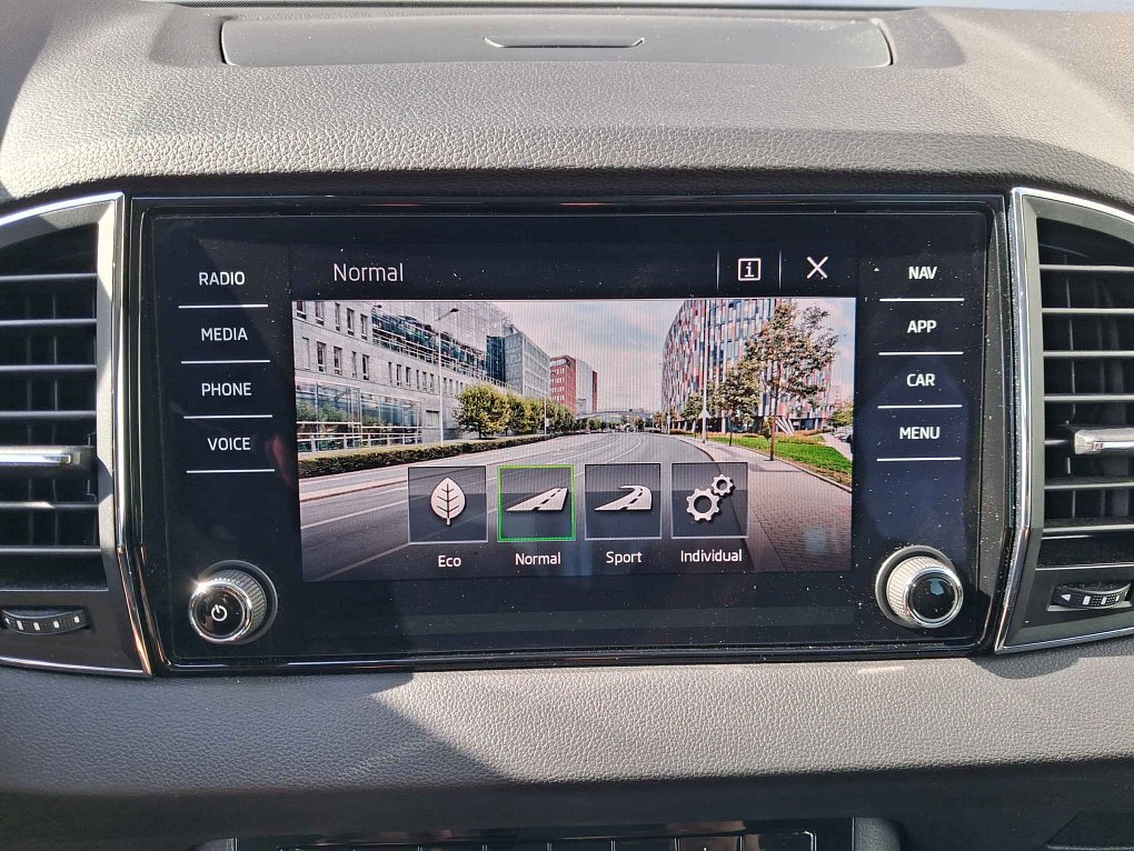 Škoda Karoq 1.5 TSi Style