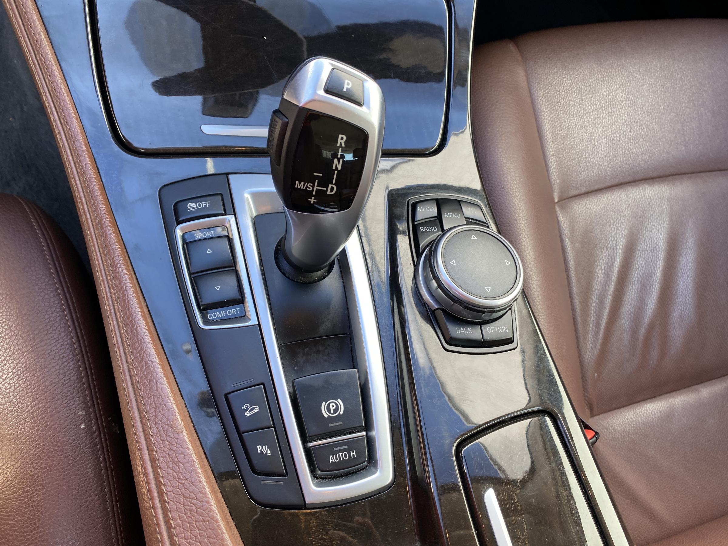 BMW Řada 5, 2015 - pohled č. 17