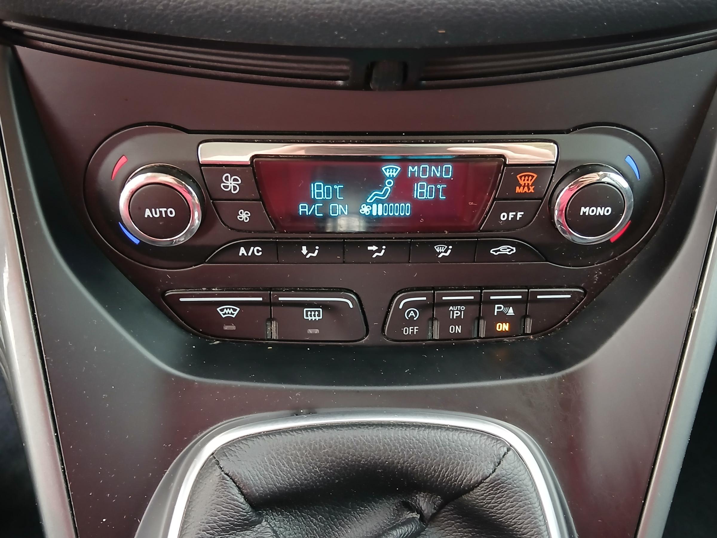 Ford C-MAX, 2012 - pohled č. 15