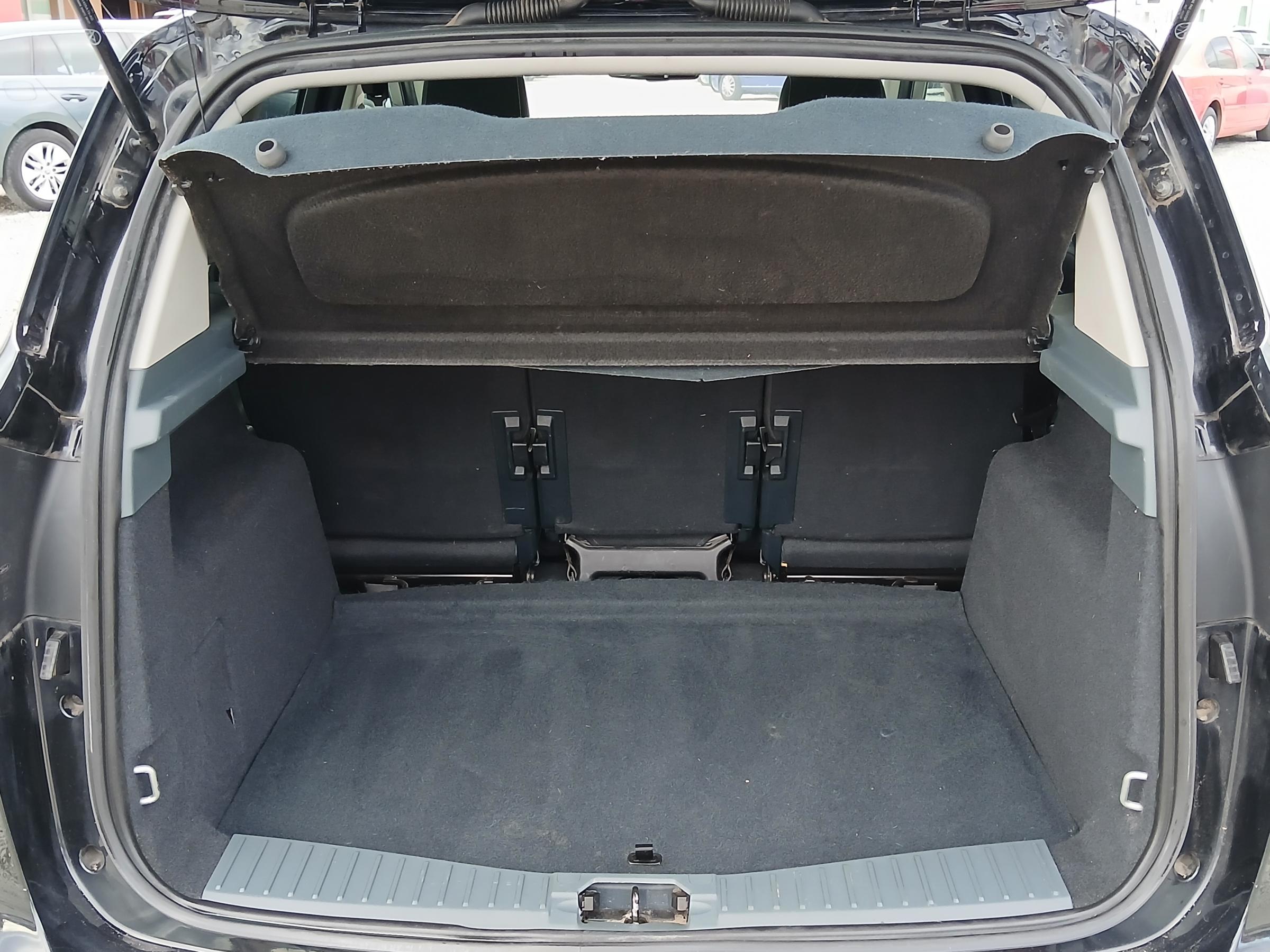 Ford C-MAX, 2012 - pohled č. 7