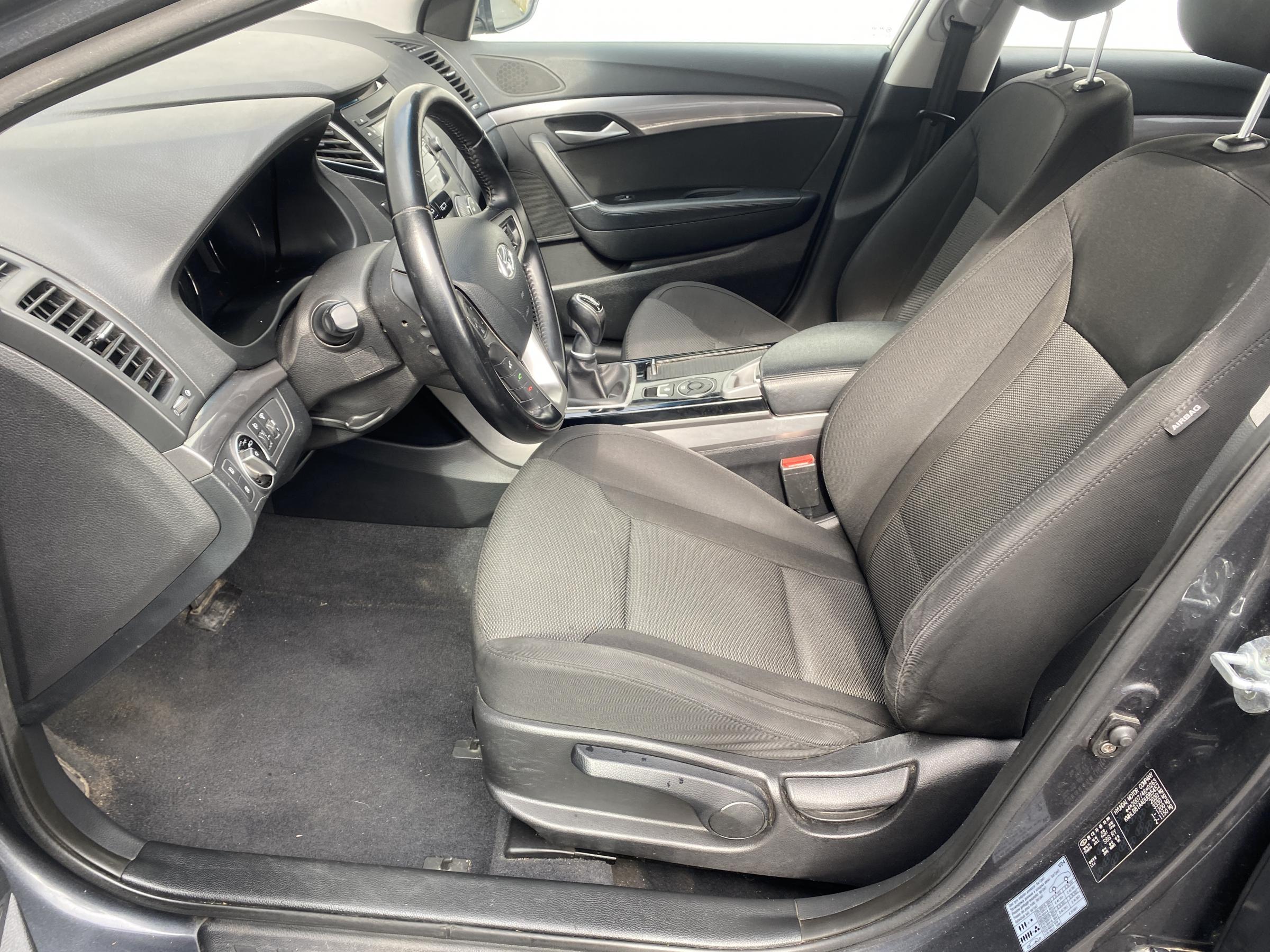 Hyundai i40, 2014 - pohled č. 10