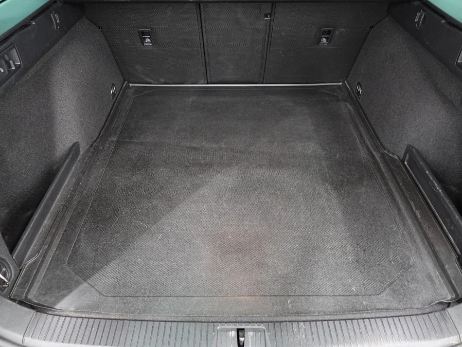 Volkswagen Passat 2.0TDi 