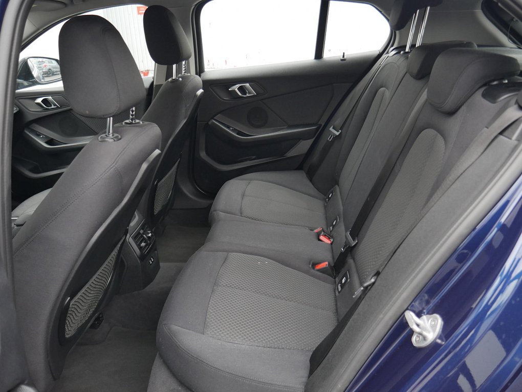 BMW Řada 1 1.5i  118i