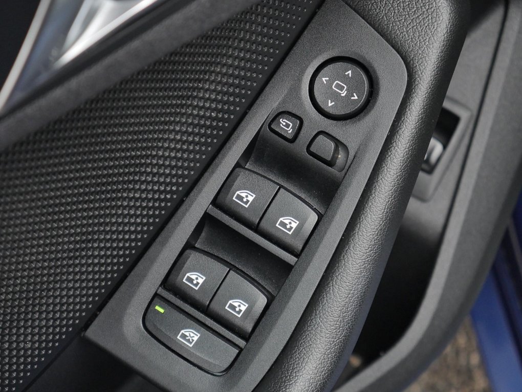 BMW Řada 1 1.5i  118i