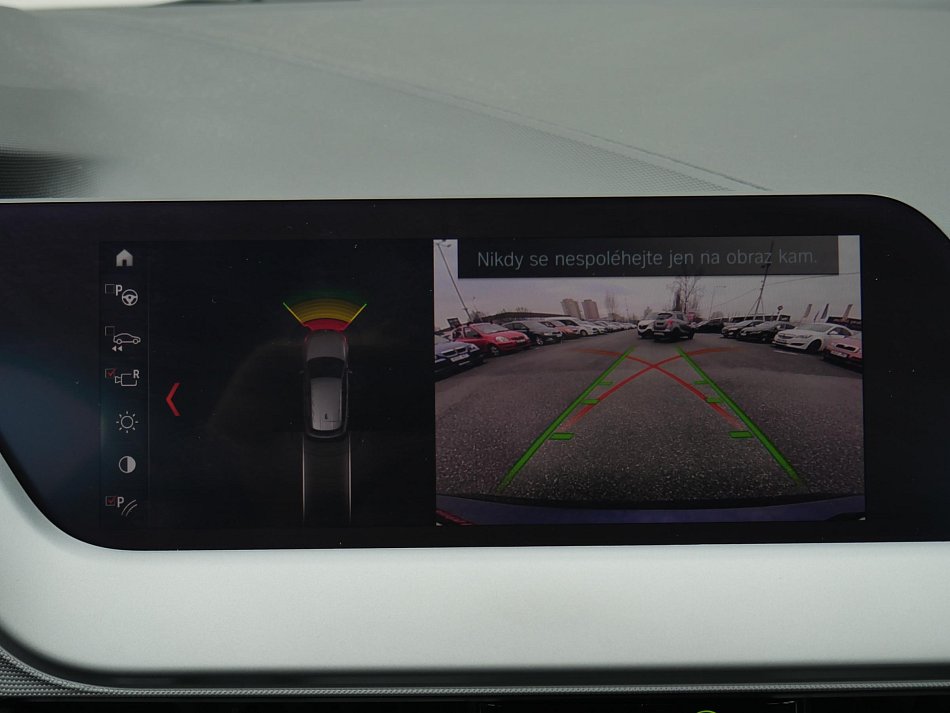 BMW Řada 1 1.5i  118i