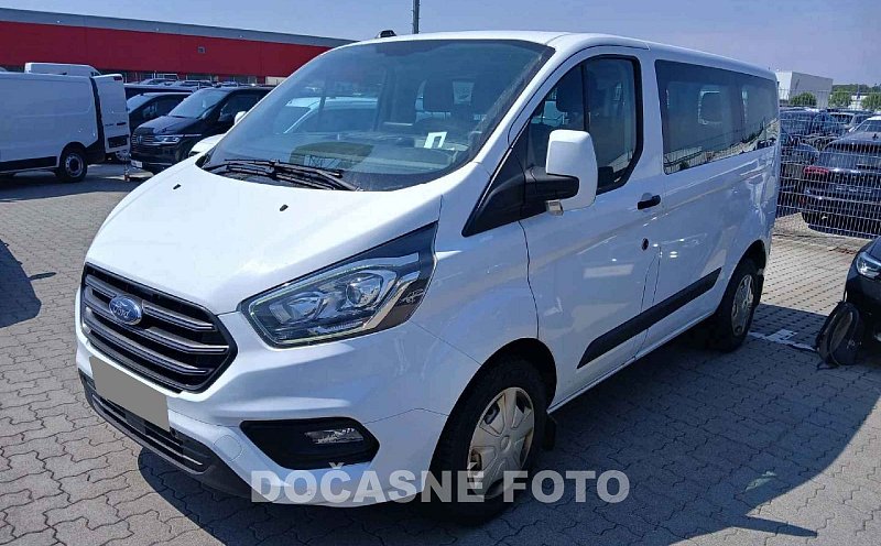 Ford Transit Custom 2.0TDCi  9míst