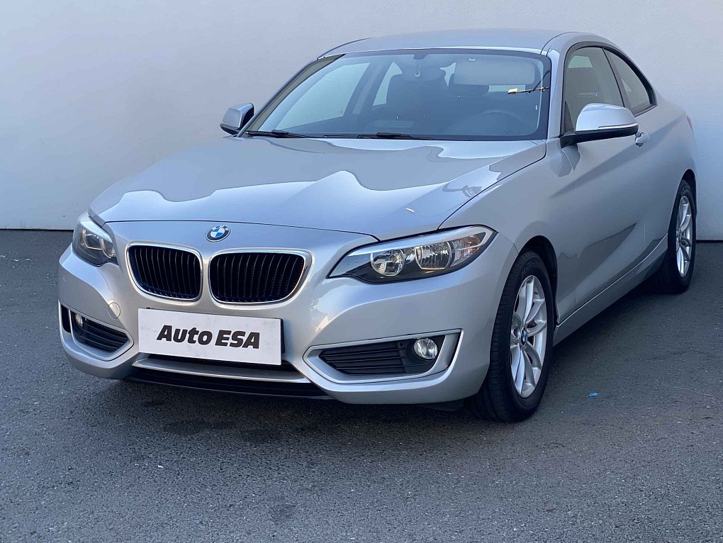 BMW Řada 2 2.0i  220i