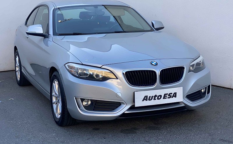 BMW Řada 2 2.0i  220i