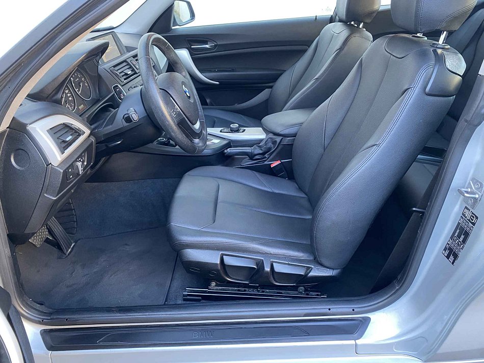 BMW Řada 2 2.0i  220i