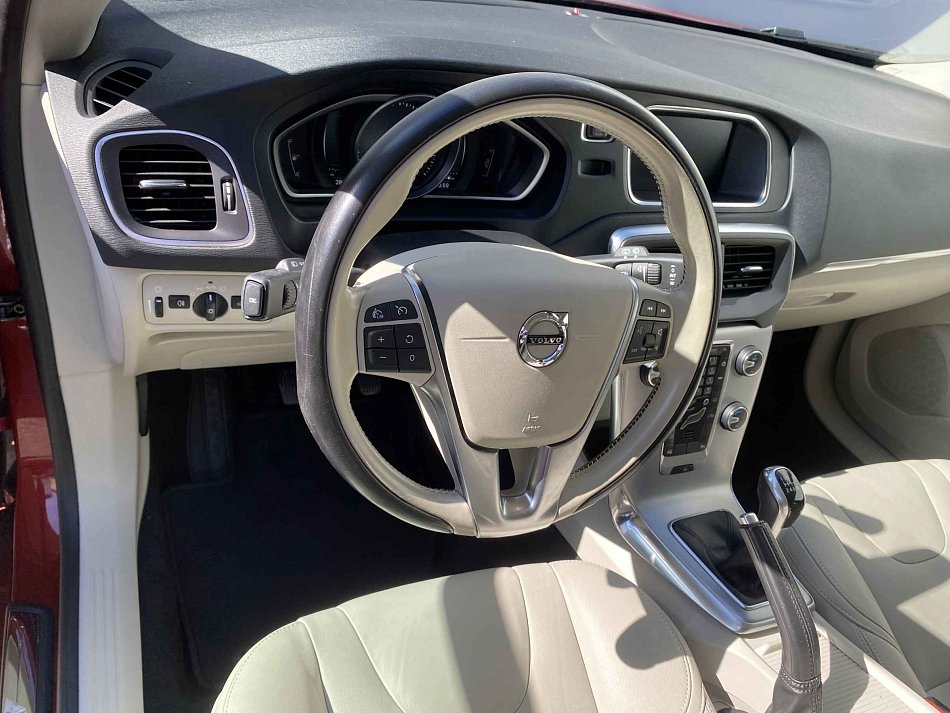 Volvo V40 2.0 D2 