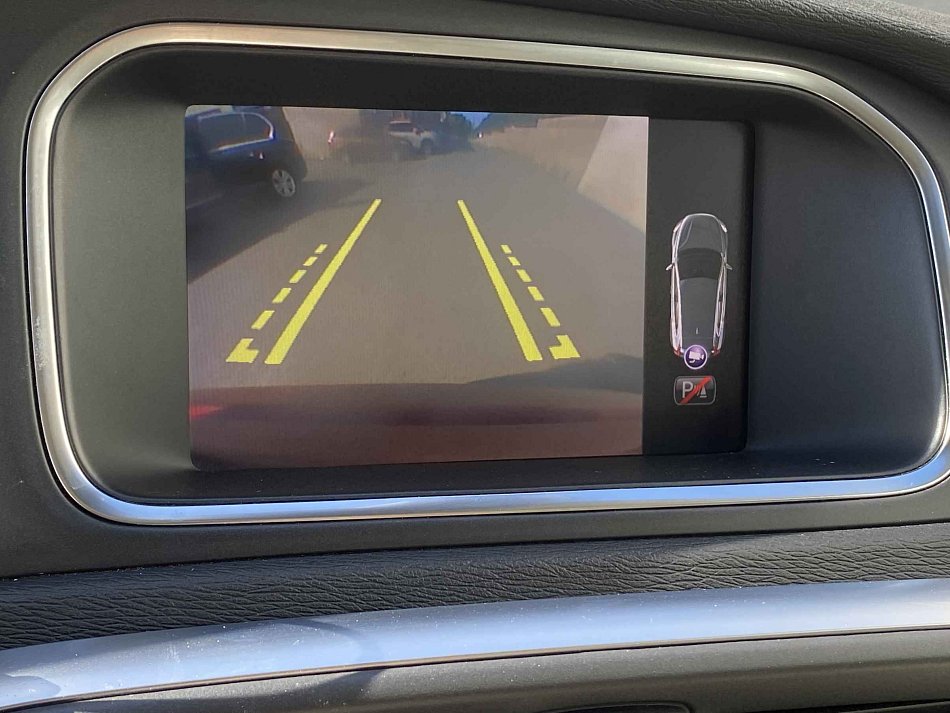 Volvo V40 2.0 D2 
