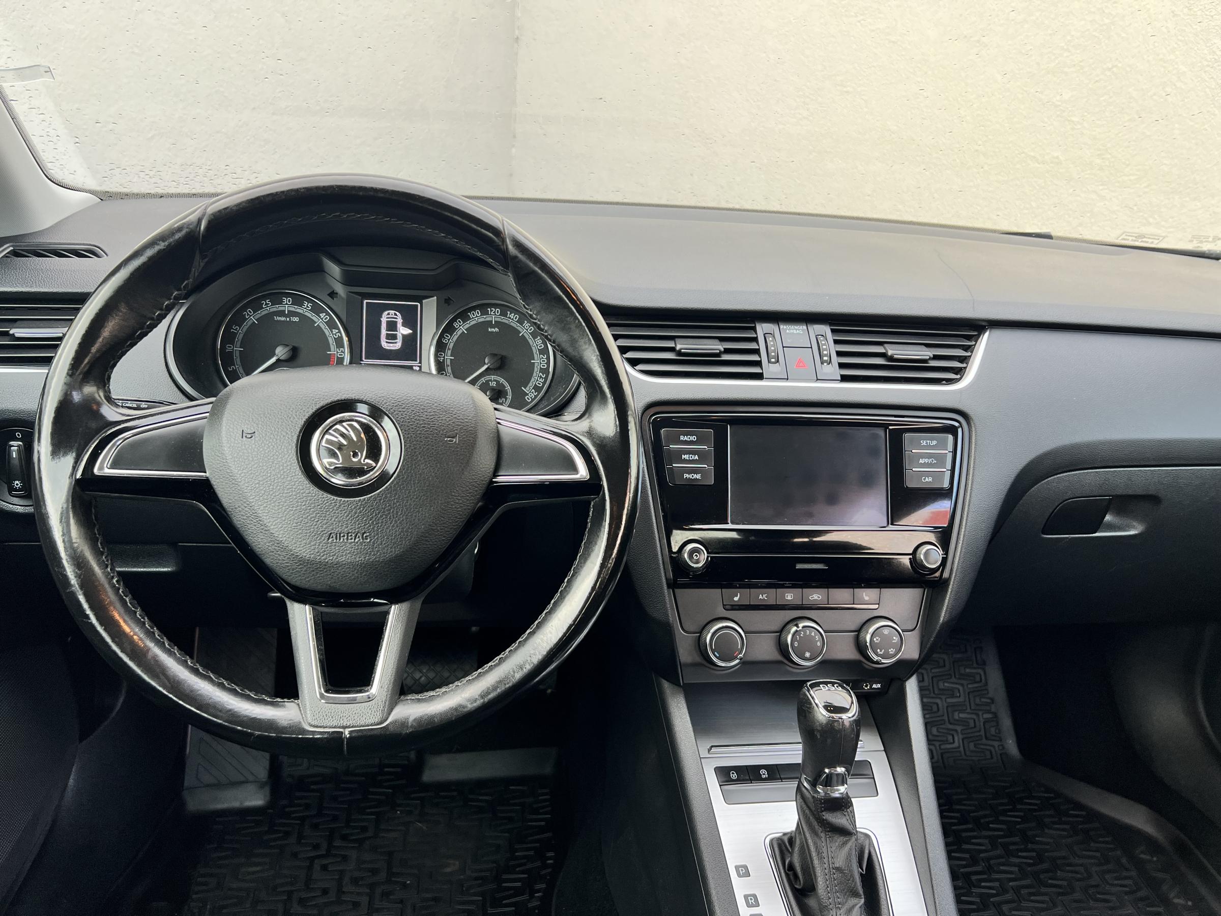 Škoda Octavia III, 2017 - pohled č. 19