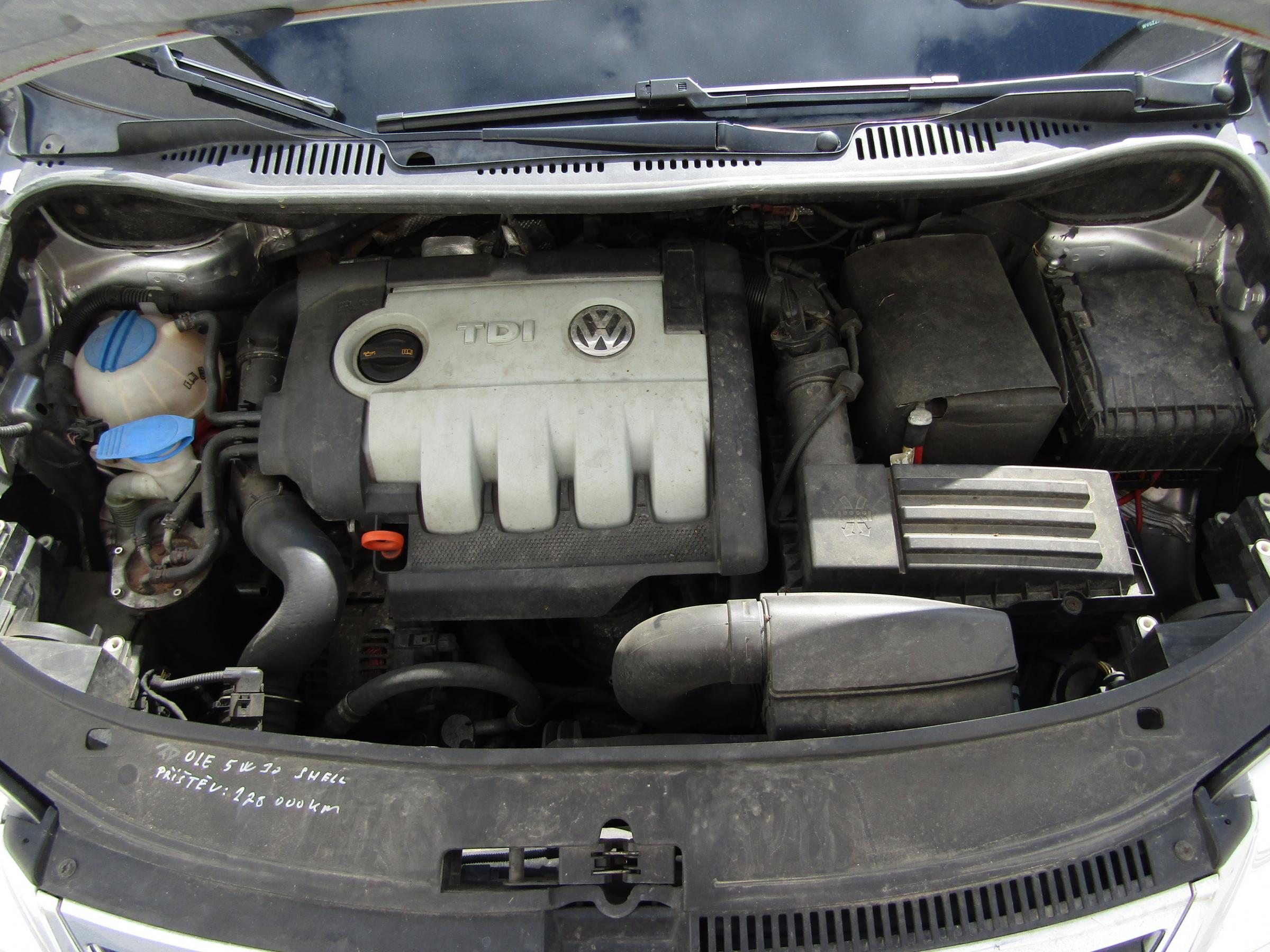 Volkswagen Touran, 2007 - pohled č. 8