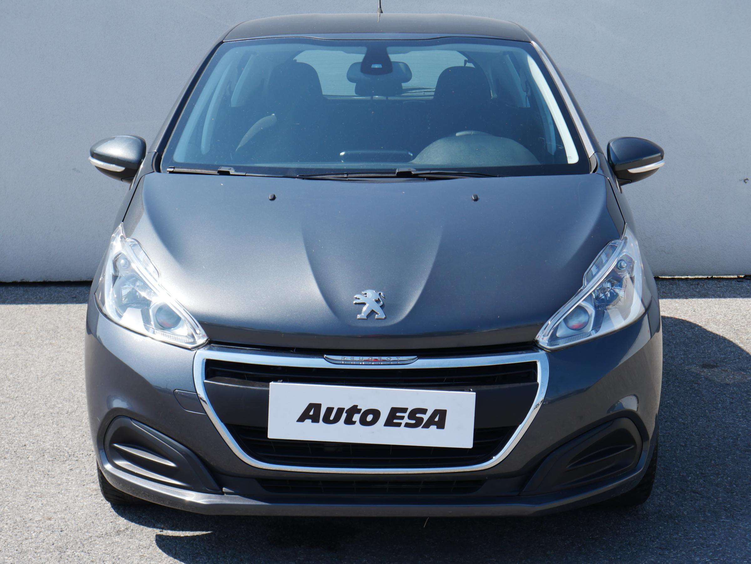 Peugeot 208, 2016 - pohled č. 2