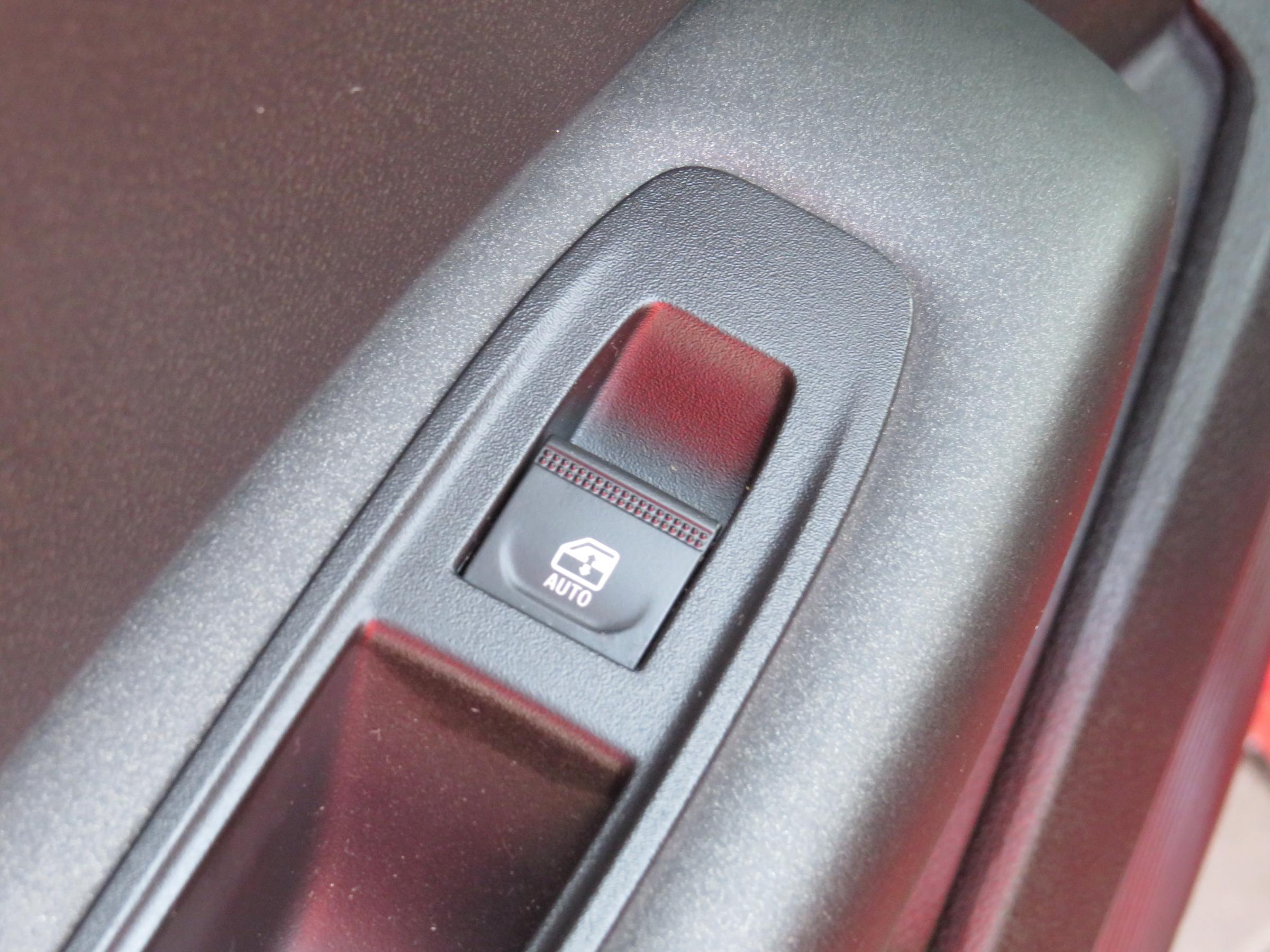 Renault Captur, 2023 - pohled č. 13