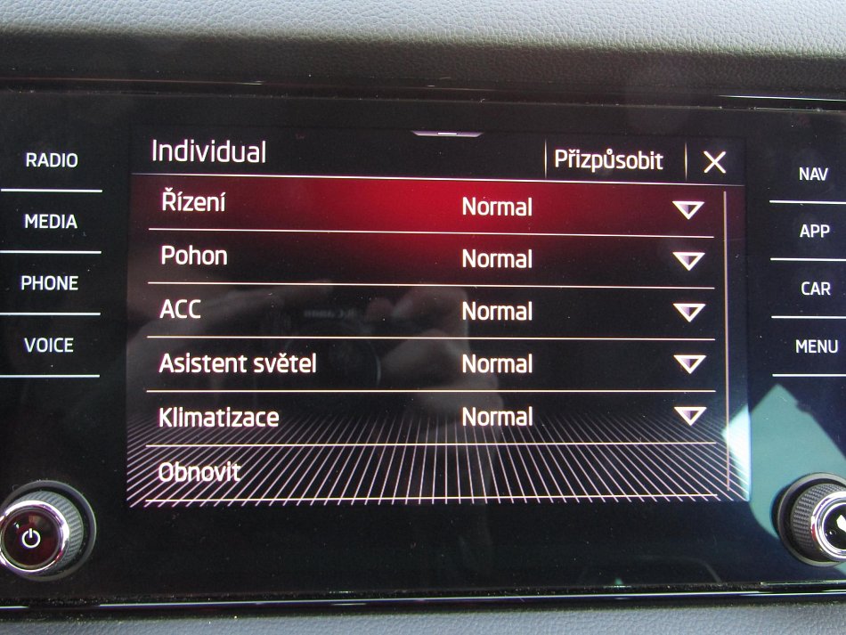 Škoda Kodiaq 2.0TDi SportLine 4x4, 7míst