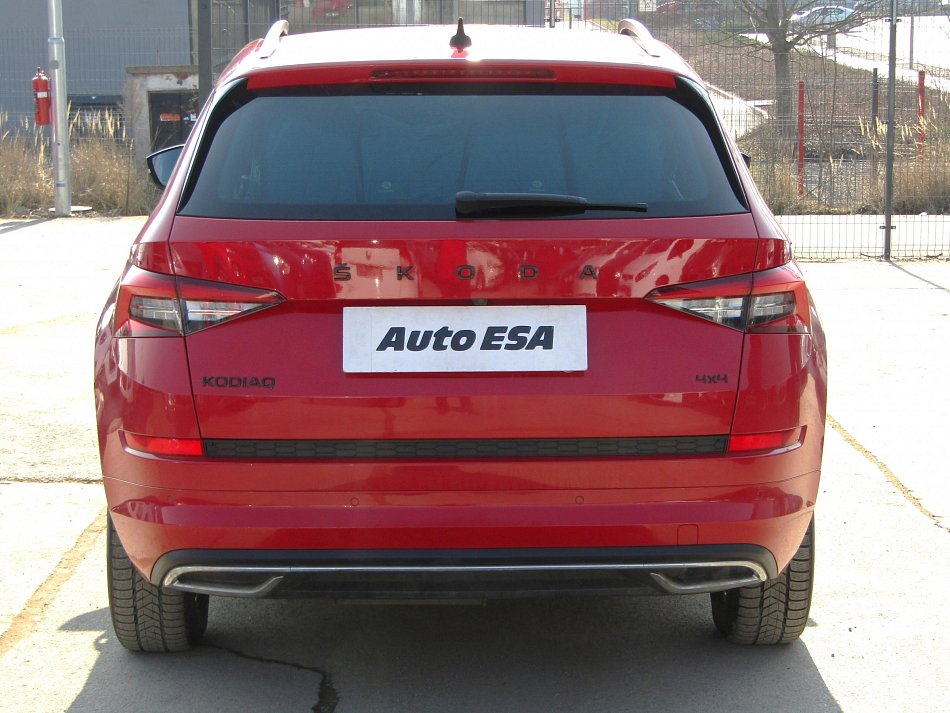 Škoda Kodiaq 2.0TDi SportLine 4x4, 7míst