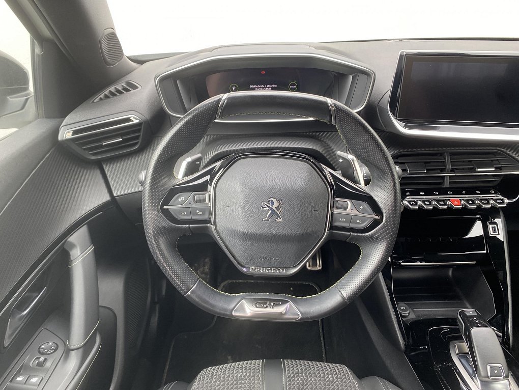 Peugeot 2008 1.2PT GT Line