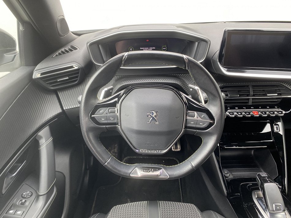 Peugeot 2008 1.2PT GT Line