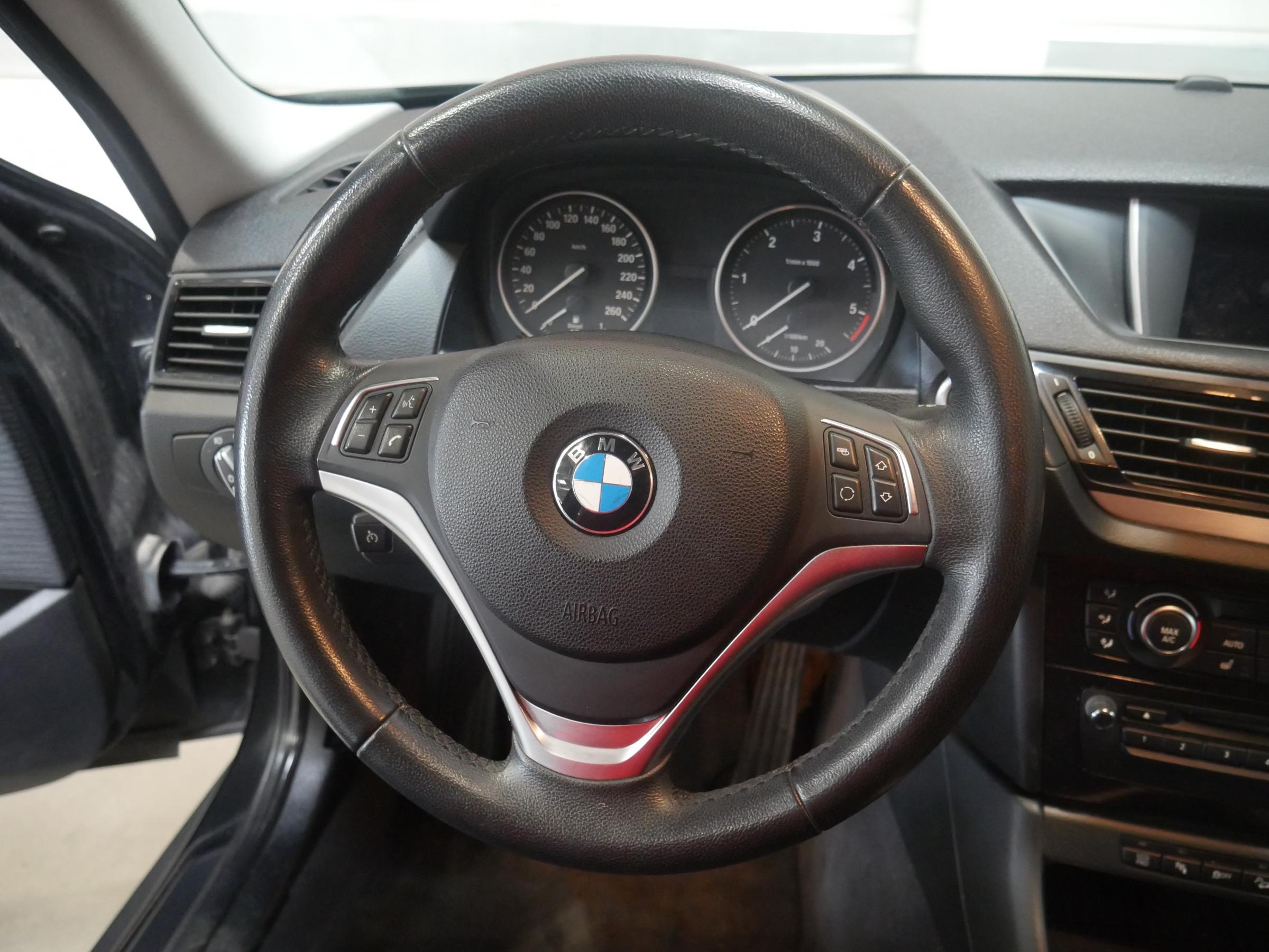 BMW X1, 2012 - pohled č. 12