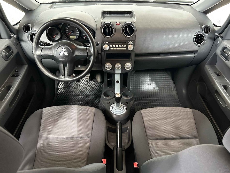 Mitsubishi Colt 1.3i 