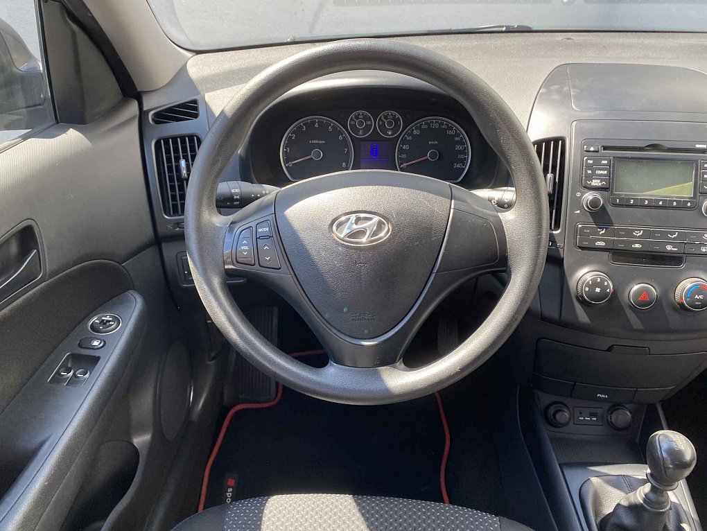 Hyundai I30 1.4 i 
