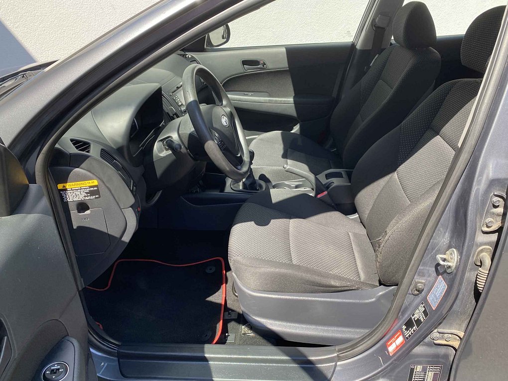 Hyundai I30 1.4 i 