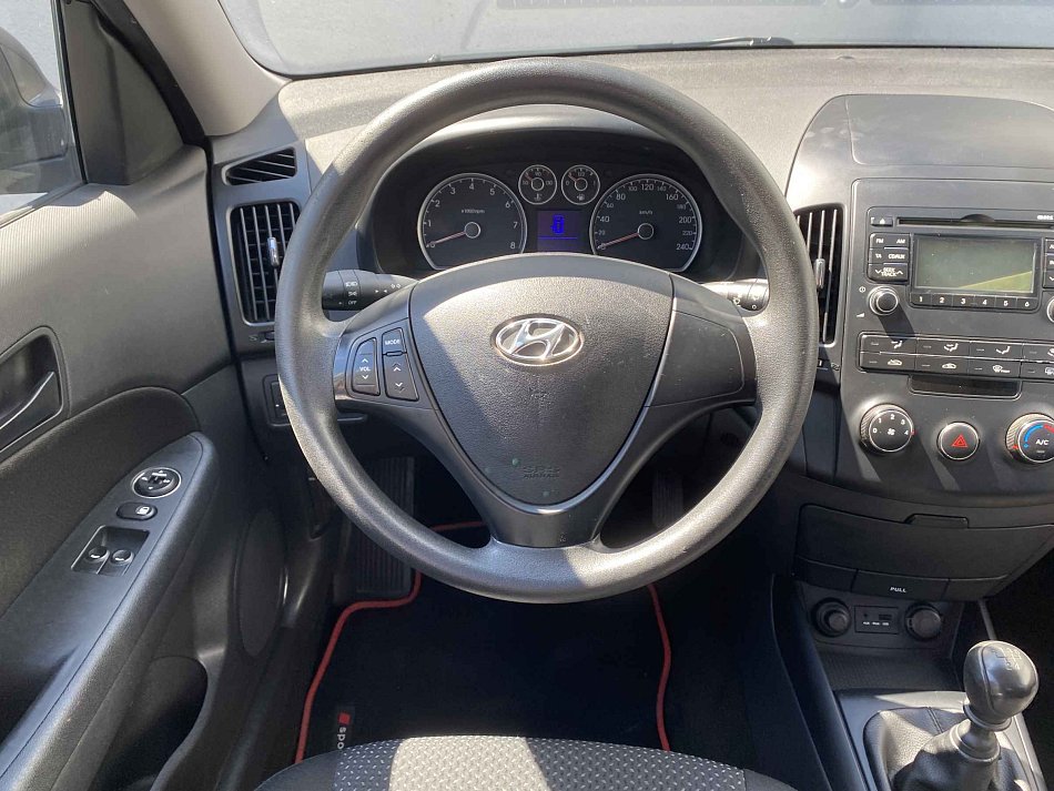Hyundai I30 1.4 i 