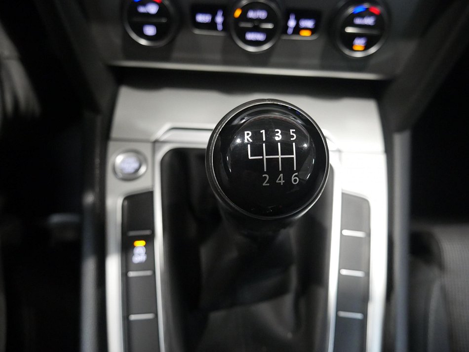 Volkswagen Passat 2.0 TDi Comfortline