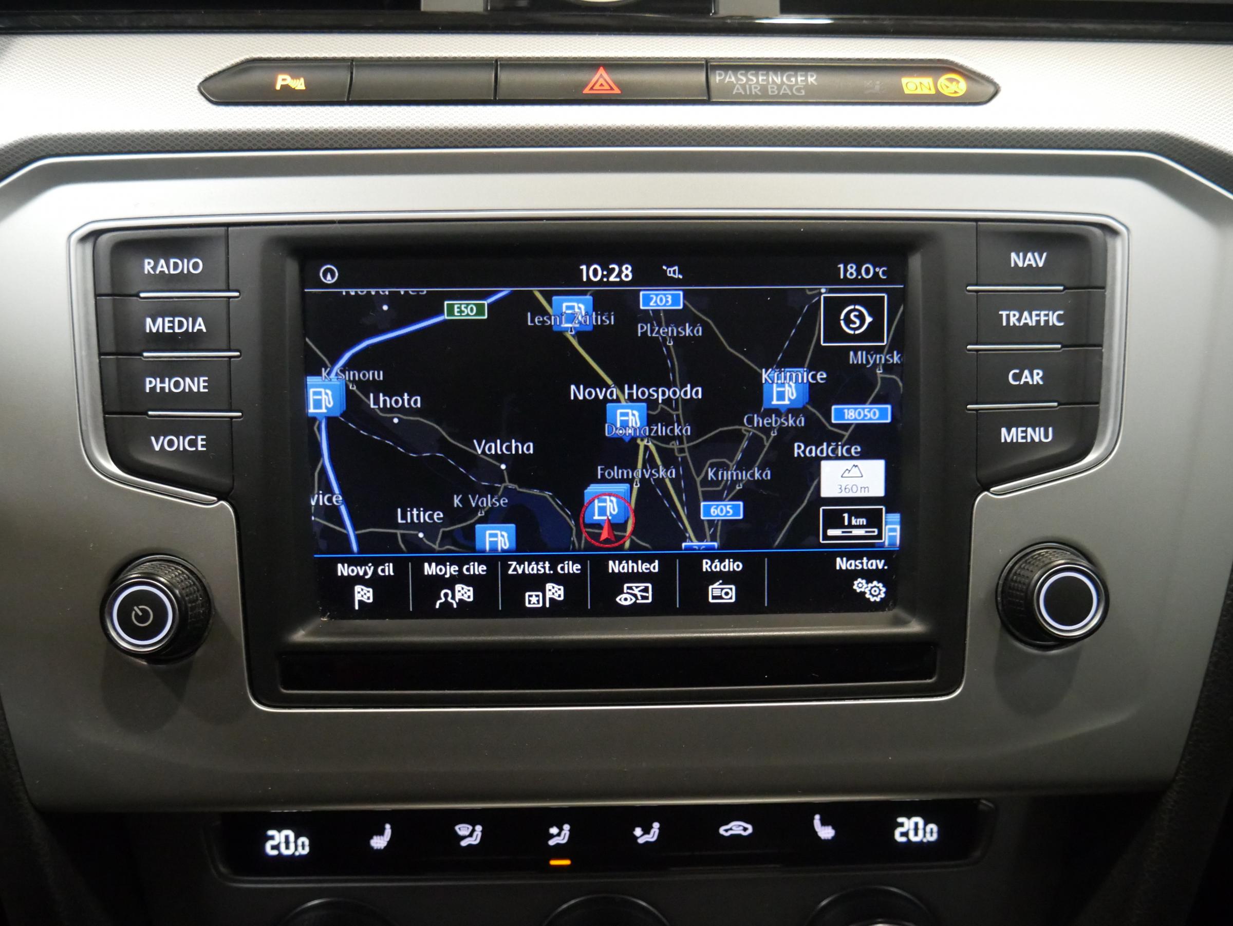 Volkswagen Passat, 2017 - pohled č. 16