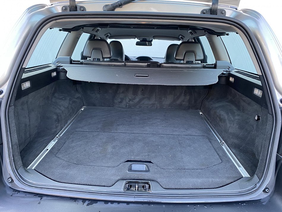 Volvo XC70 2.4 D3  AWD