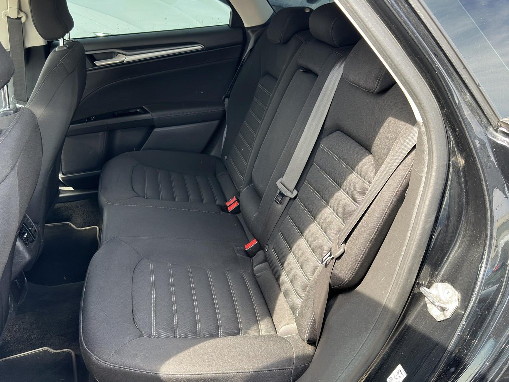 Ford Mondeo 2.0i 